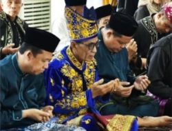Dapat Gelar Adat Wabup Bakhtiar Datuk Pemangku Dirajo Penimbang Alur Patut