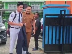 Bupati H M Syukur Antar Anak Hari Pertama Masuk Sekolah