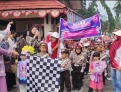 BUNDA PAUD Merangin Lepas Pawai HAN ke-41 dan HUT KE-81 RI