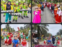 Berpartisipasi Dalam Parade Kemerdekaan